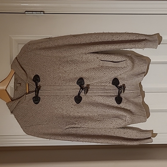 Oatmeal knit zip and button up sweater with hood from Banana Republic. Size smal - Picture 1 of 5